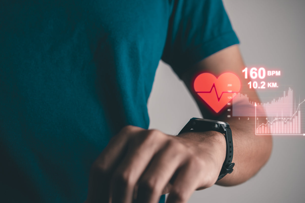 Smartwatch Health Tracking Explained: Heart Rate, SpO₂, Sleep &amp